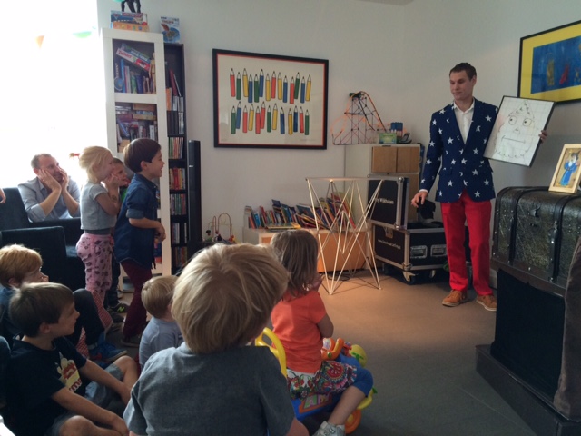 Goochelshow-voor-kinderen.jpg Goochelshow-voor-kinderen.jpg